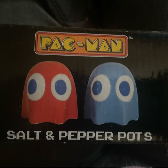 PAC Man salt and pepper shakers - Picture 2 of 2